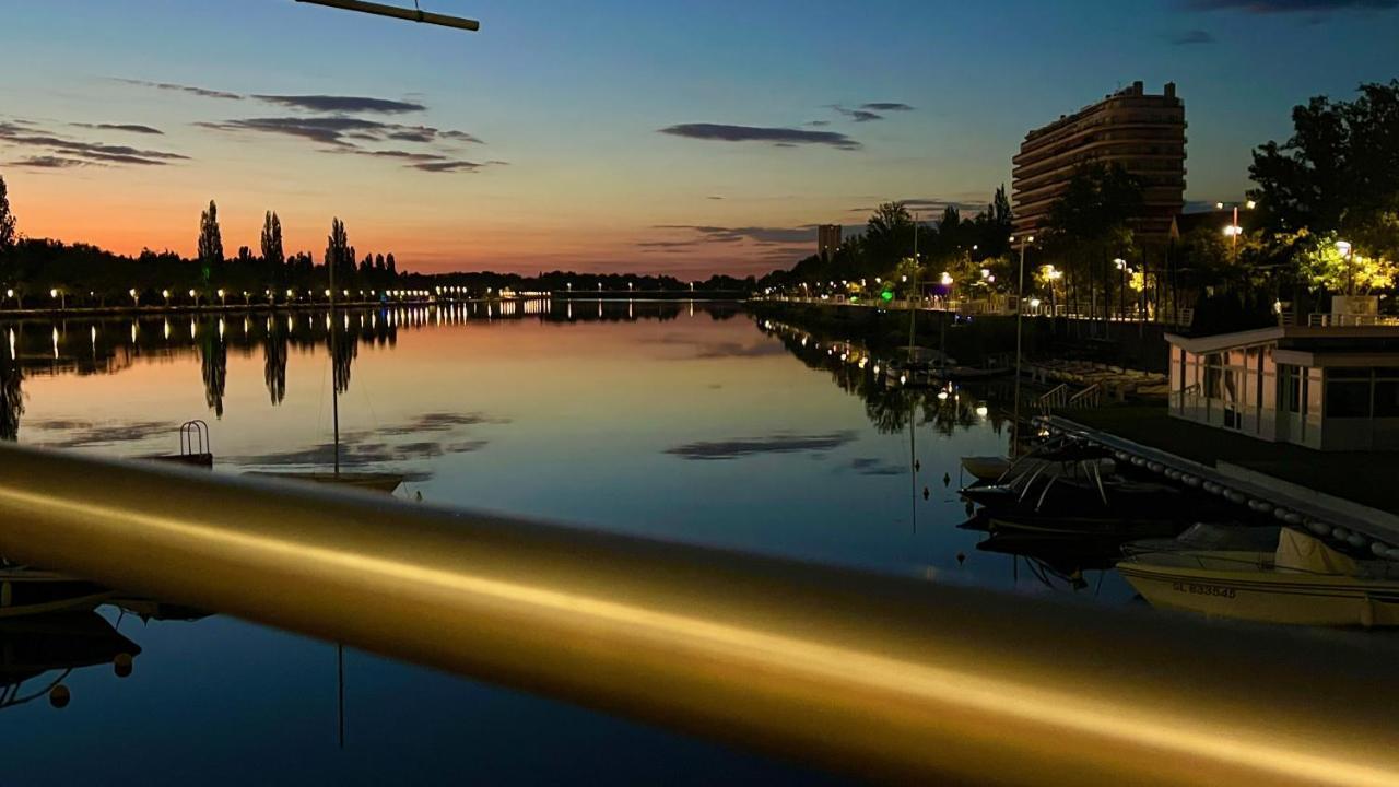Le Vichy Centre, Spacieux Et Cosy T2 Avec Vue, Au Calme Экстерьер фото